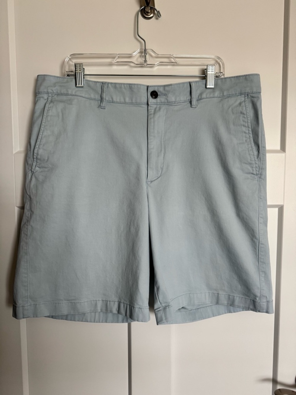 L.L. Bean Lakewashed Stretch Khaki Flat Front Standard Fit Light Blue Size 38